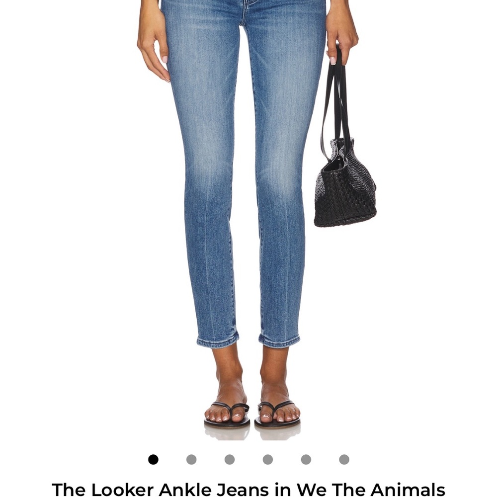 MOTHER Women's Classic Blue Cropped Jeans